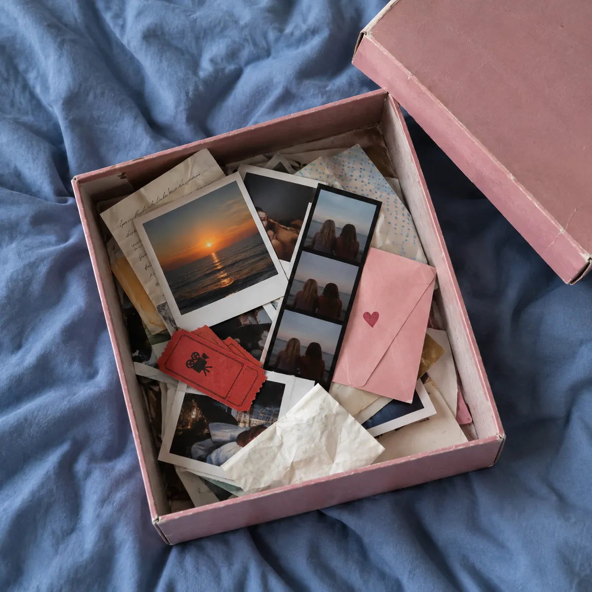 Loose memories piled in an old shoebox
